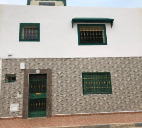 Haus in Nador/Sidi Ali, Marokko neben dem Meer